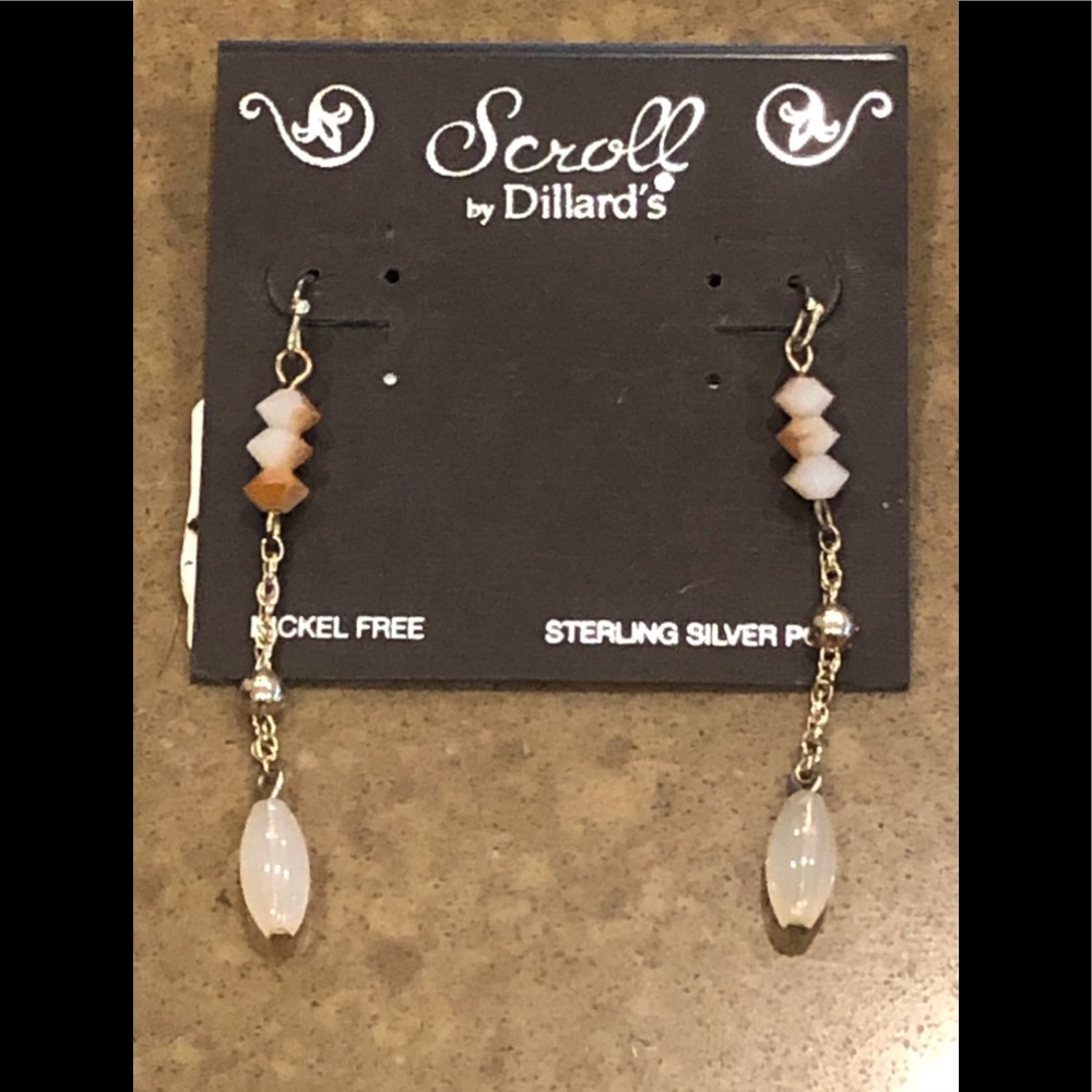 So pretty faceted bead wire earrings.